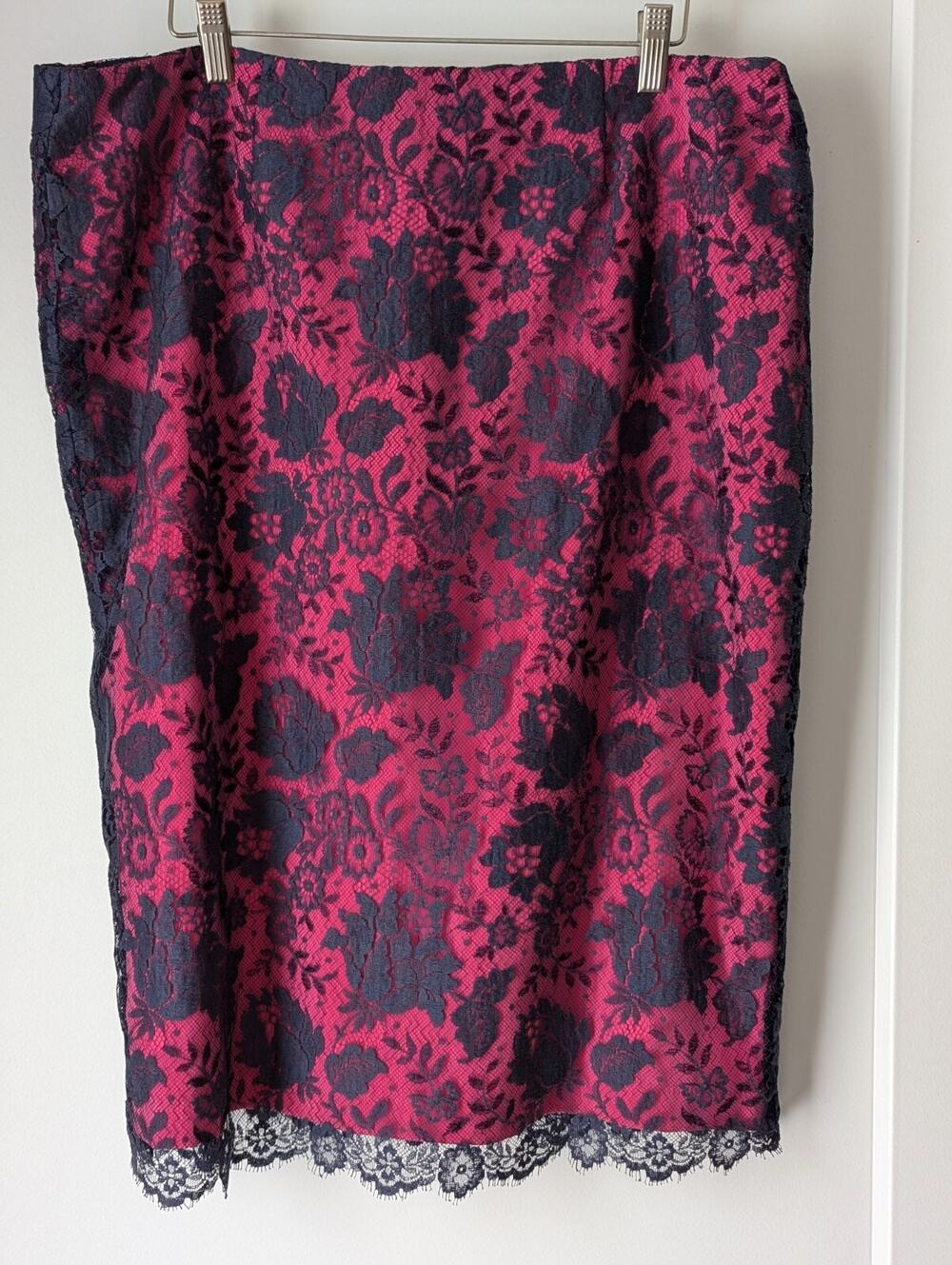 Frenchie XL Skirt Fuchsia Slip Navy Lace Overlay Knee Length Pencil Y2K EUC